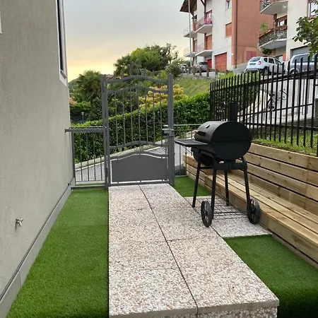 Gisa With Swimming Pool Apartment *